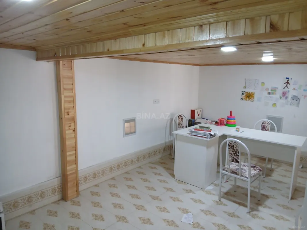 Satılır 5 otaqlı həyət evi 135 m²