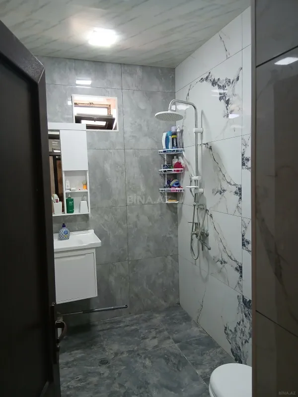 Satılır 5 otaqlı həyət evi 135 m²