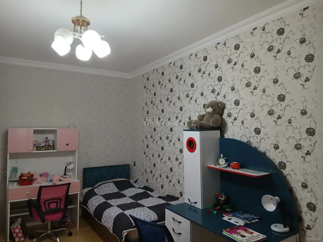 Satılır 5 otaqlı həyət evi 135 m²