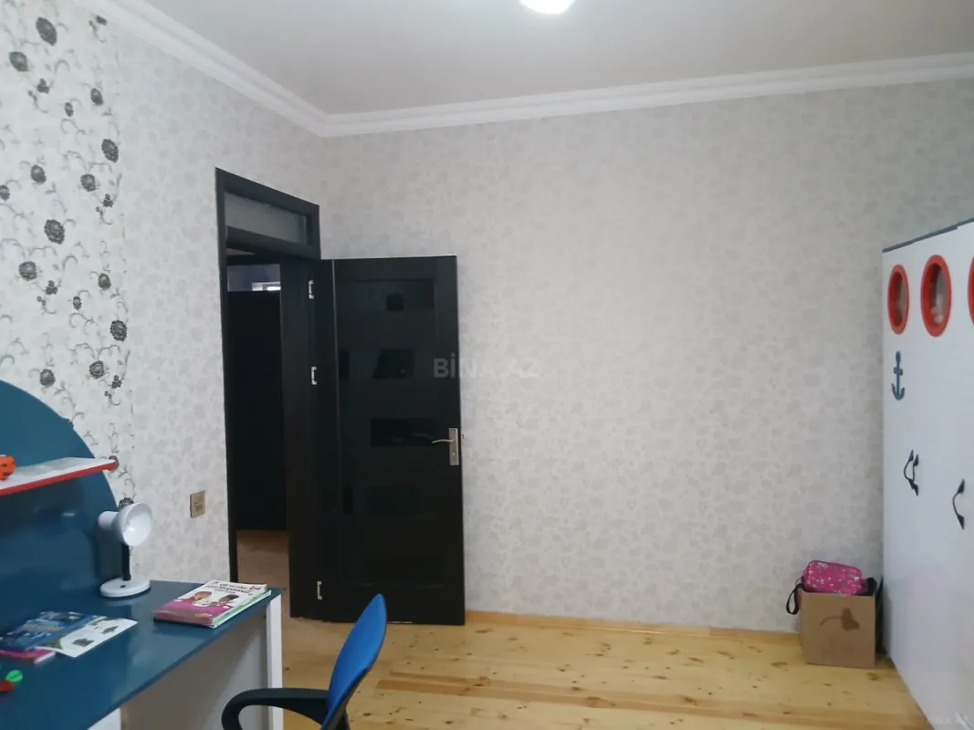 Satılır 5 otaqlı həyət evi 135 m²