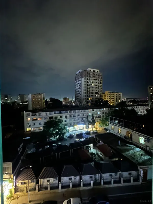 Satılır 2 otaqlı mənzil 125 m²