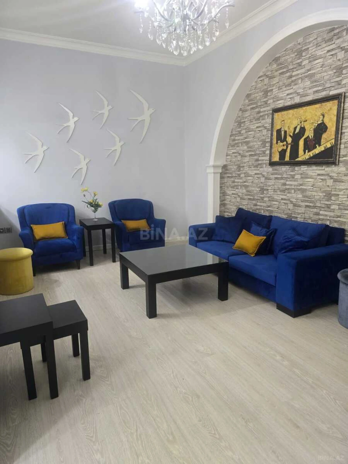 Kirayə verilir 2 otaqlı mənzil 60 m²
