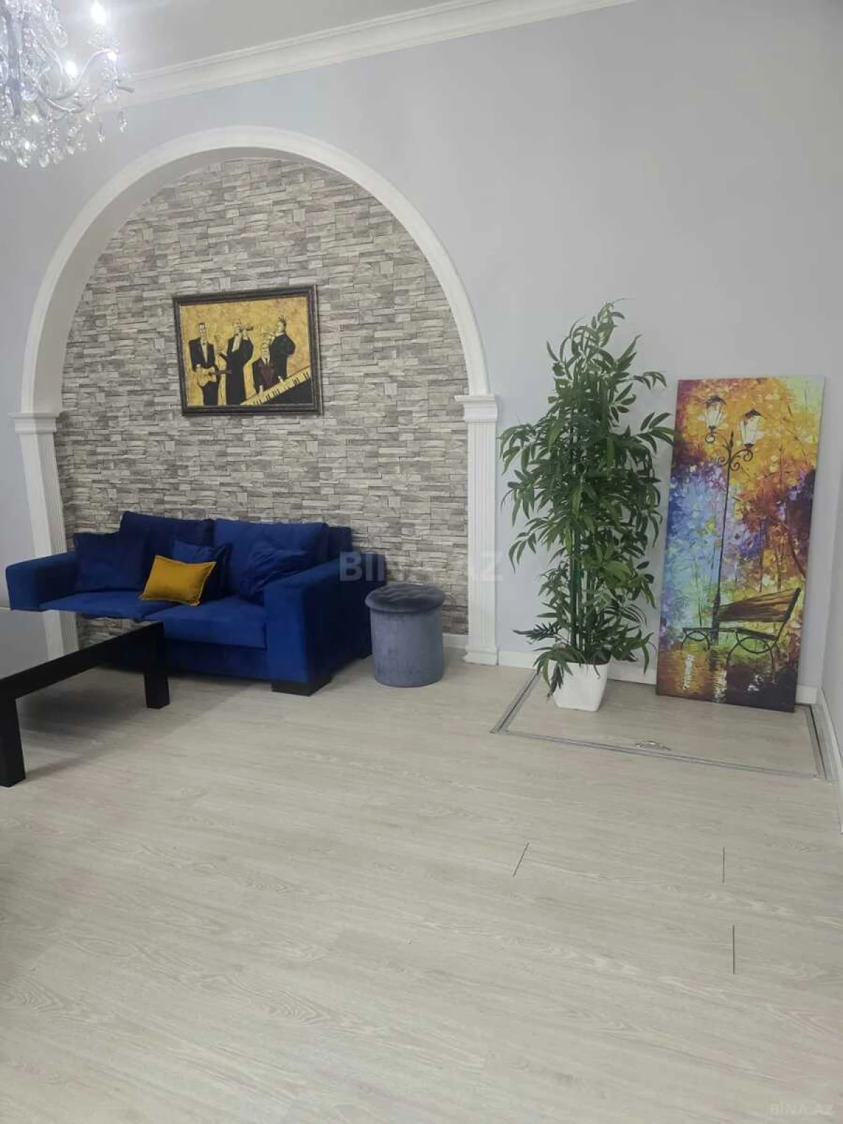 Kirayə verilir 2 otaqlı mənzil 60 m²