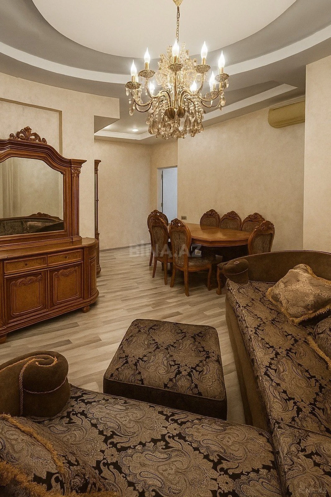 Satılır 2 otaqlı mənzil 80 m²