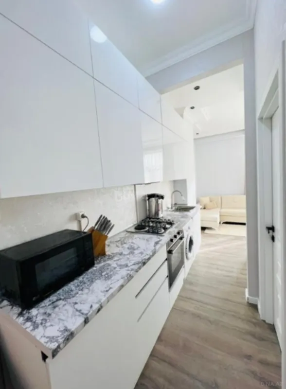 Satılır 3 otaqlı mənzil 75 m²