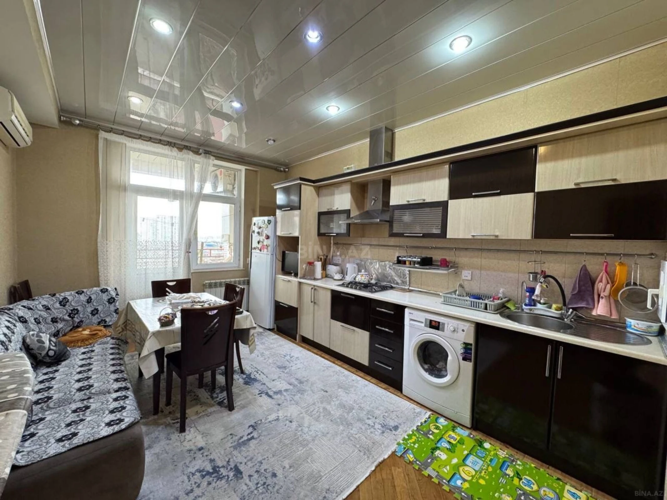 Satılır 3 otaqlı mənzil 120 m²