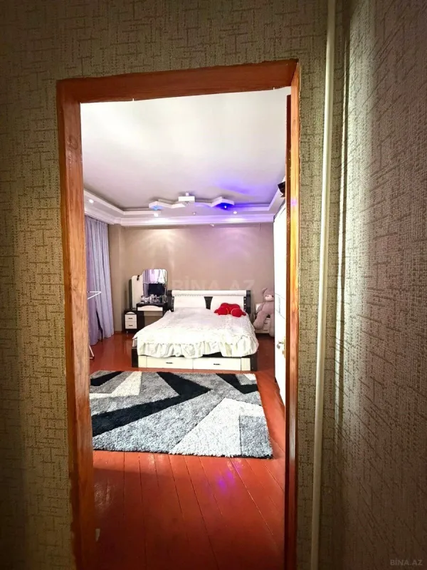 Satılır 2 otaqlı mənzil 75 m²
