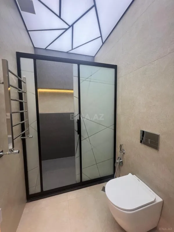Satılır 3 otaqlı mənzil 108 m²