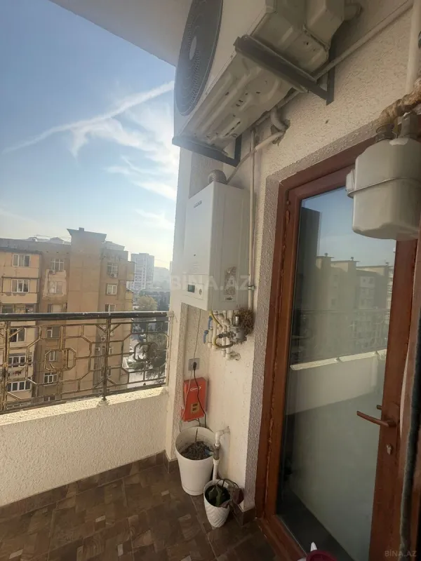 Satılır 4 otaqlı mənzil 149 m²