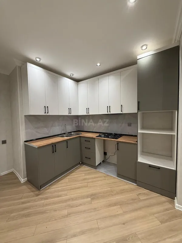 Satılır 3 otaqlı mənzil 82 m²