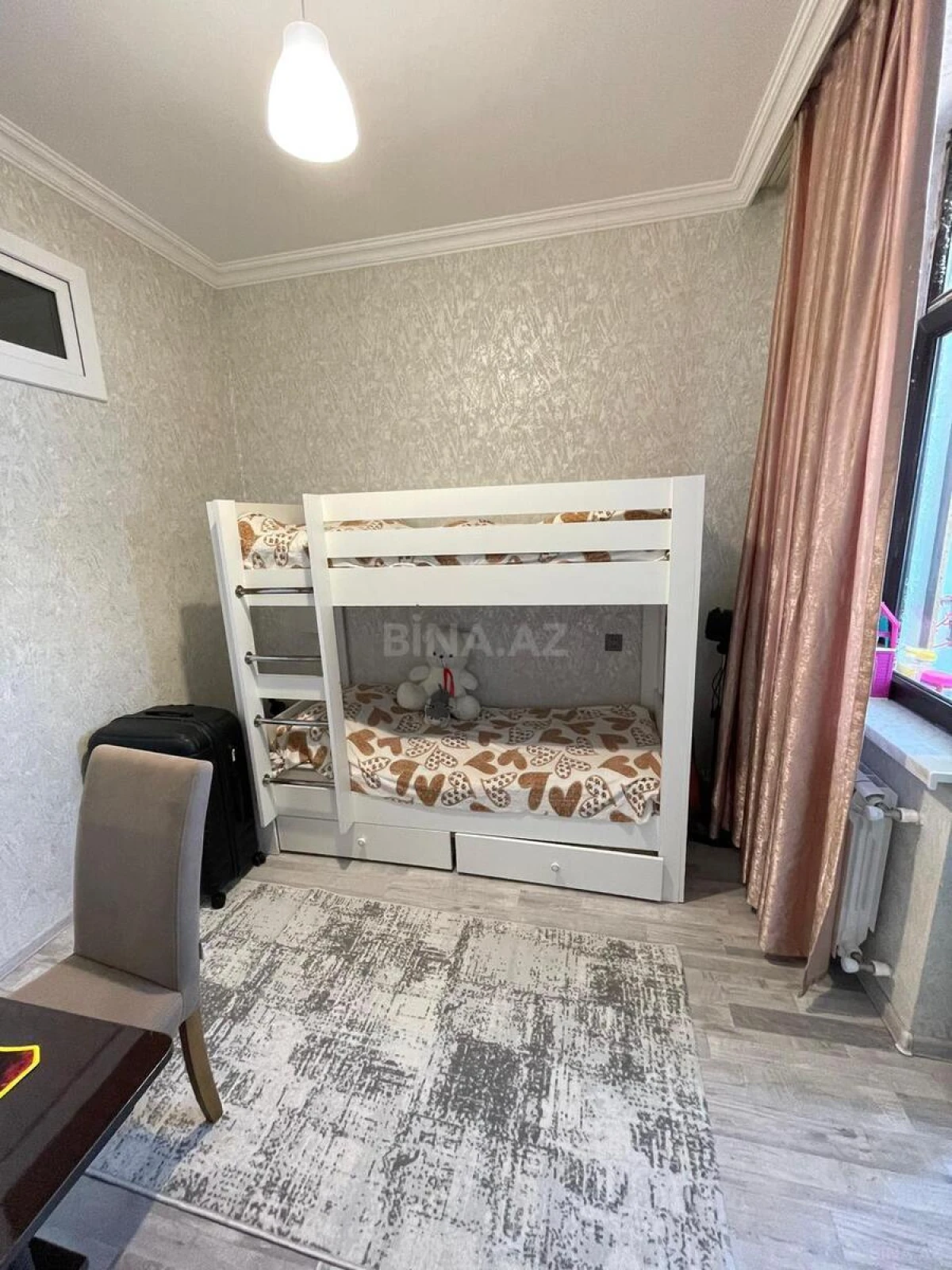Satılır 3 otaqlı mənzil 67 m²