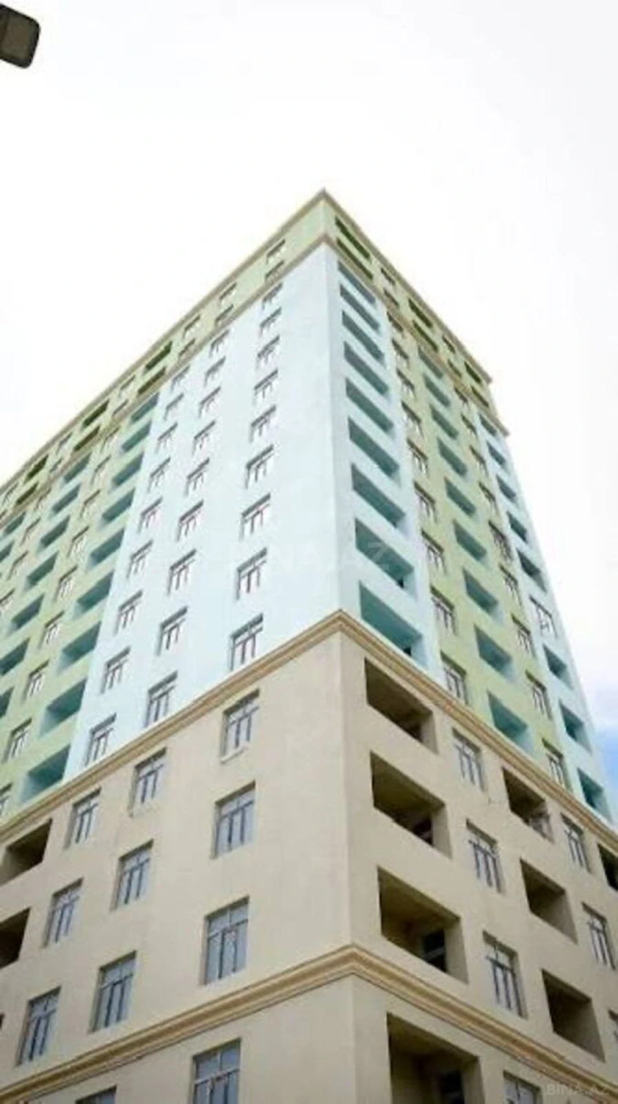 Satılır 3 otaqlı mənzil 67 m²