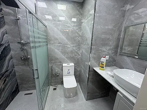 Kirayə verilir 2 otaqlı mənzil 55 m²