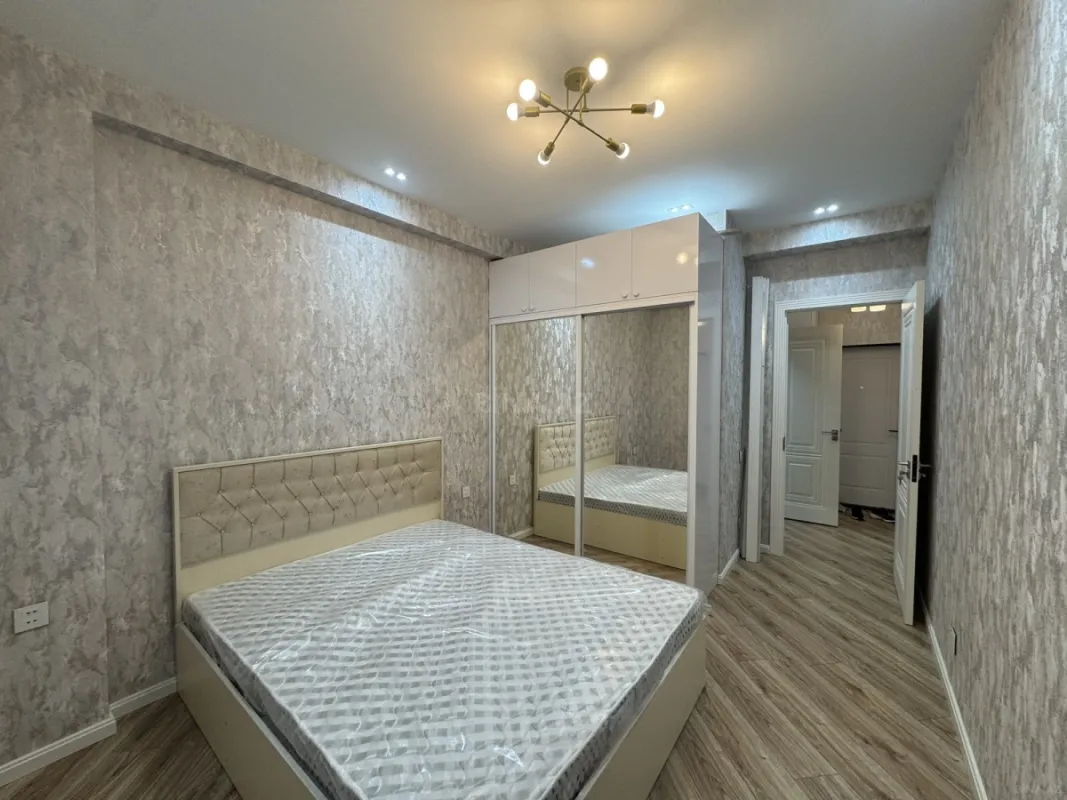 Kirayə verilir 2 otaqlı mənzil 55 m²