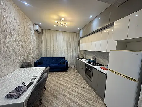 Kirayə verilir 2 otaqlı mənzil 55 m² — Bakı, 8-ci kilometr 2 otaq 55.00 m²