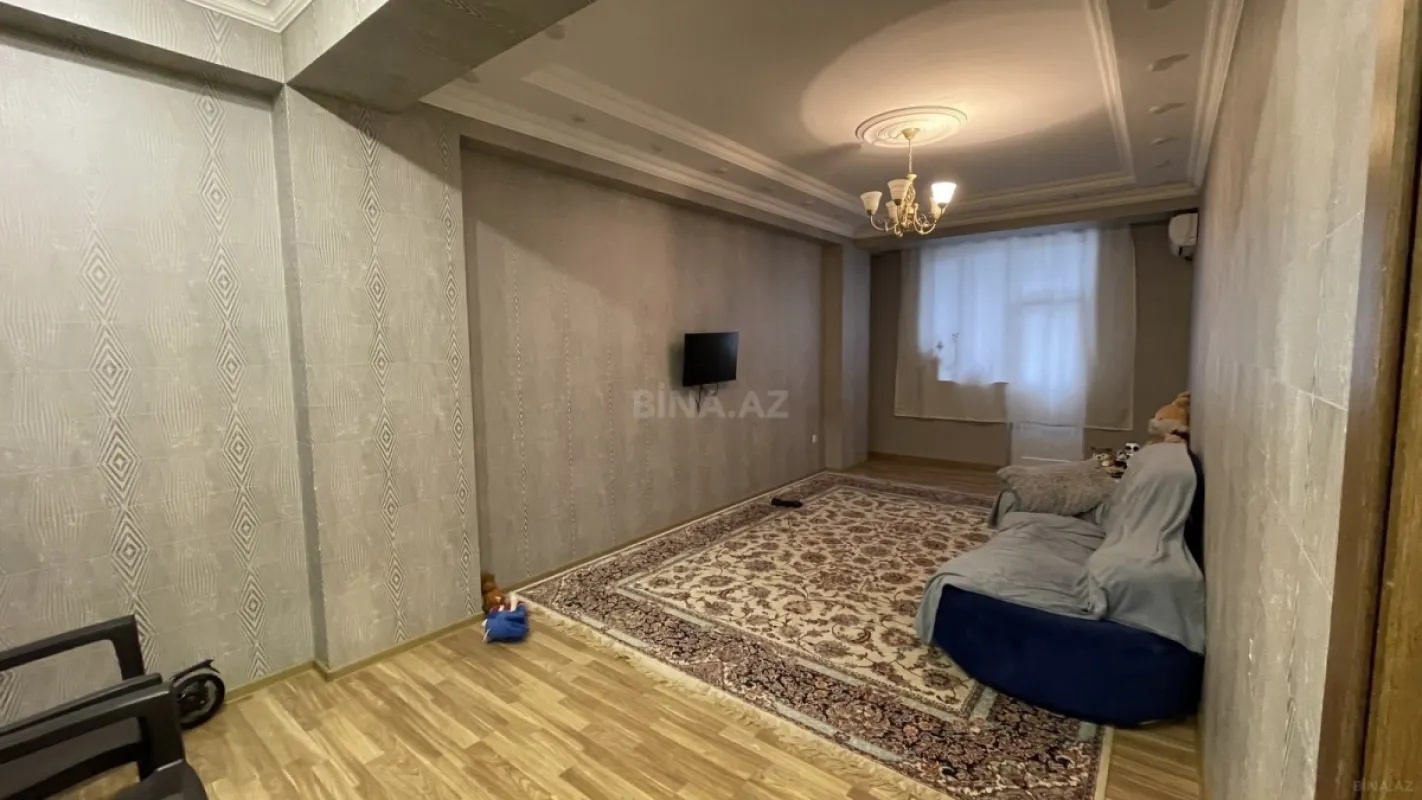Satılır 2 otaqlı mənzil 75 m²