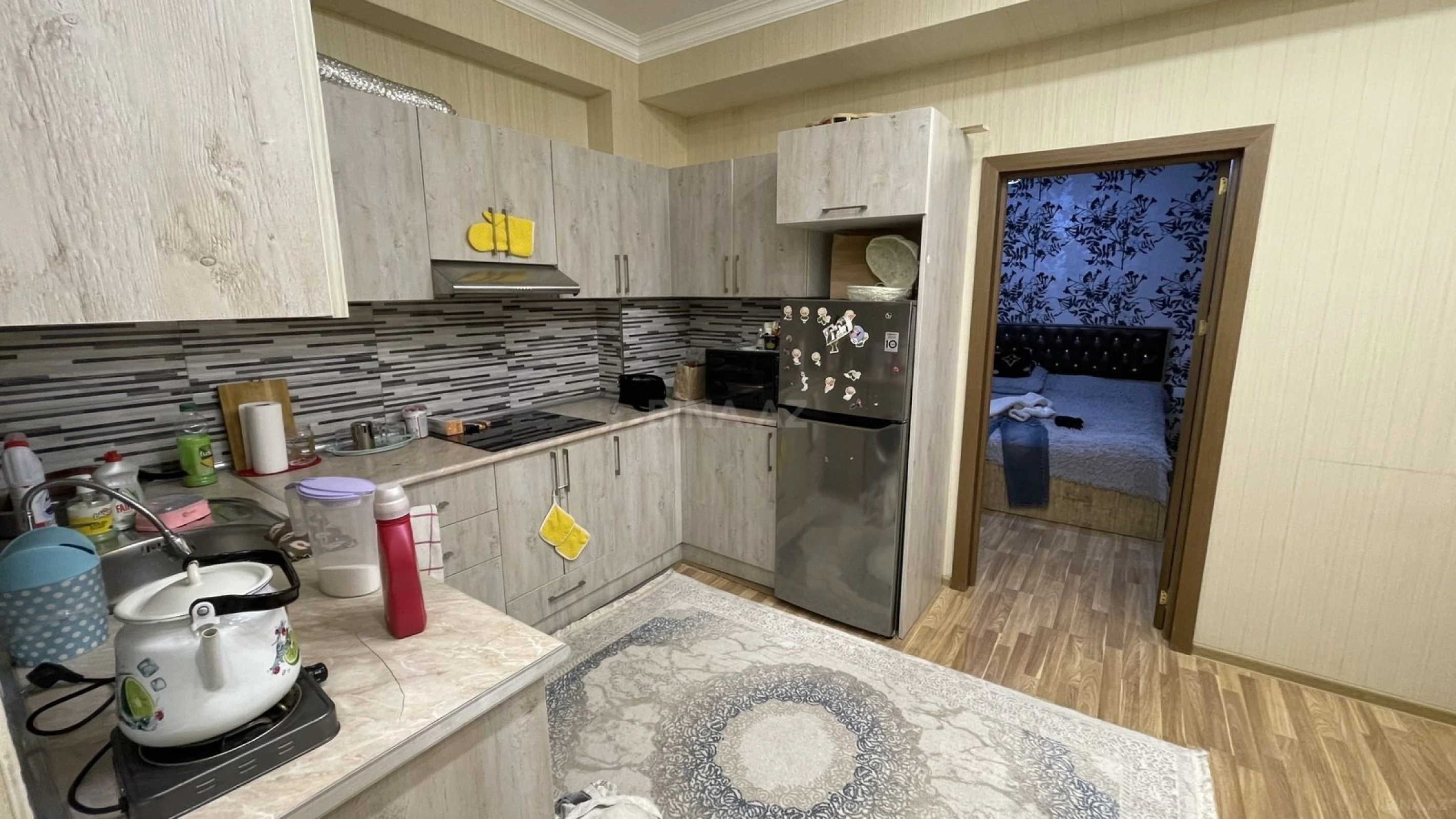 Satılır 2 otaqlı mənzil 75 m²