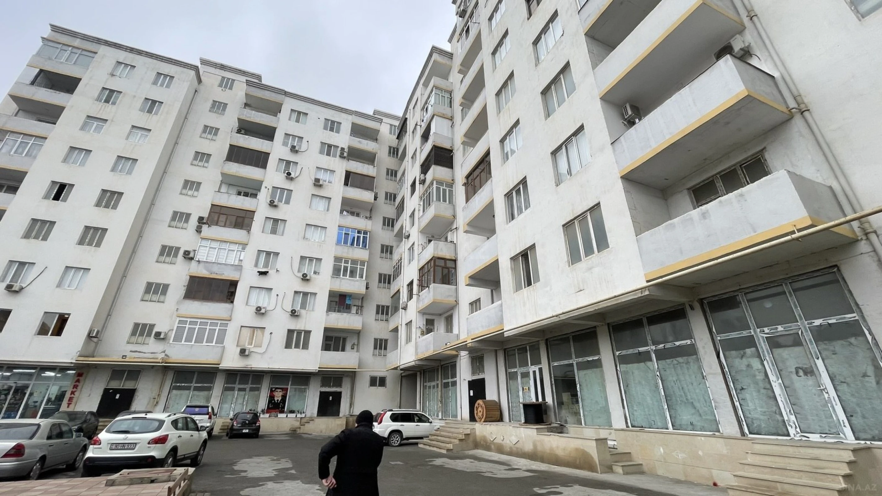 Satılır 2 otaqlı mənzil 75 m²