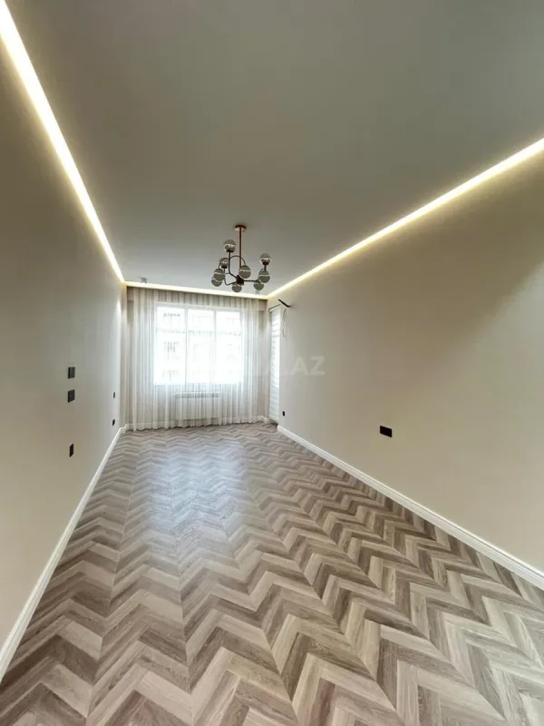 Satılır 3 otaqlı mənzil 165 m²