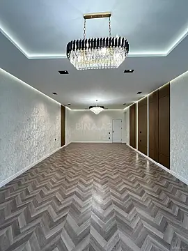 Satılır 3 otaqlı mənzil 165 m²