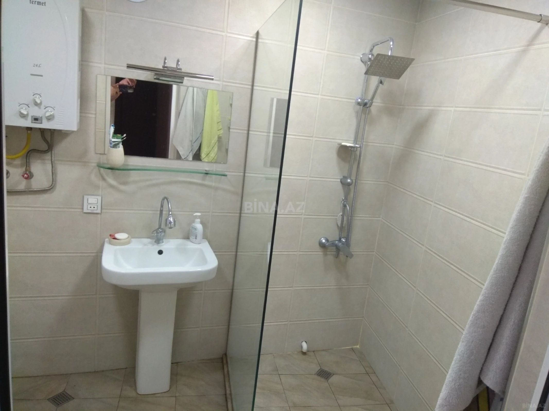 Satılır 2 otaqlı mənzil 75 m²