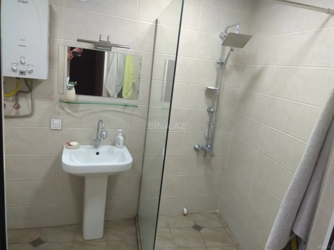 Satılır 2 otaqlı mənzil 75 m²