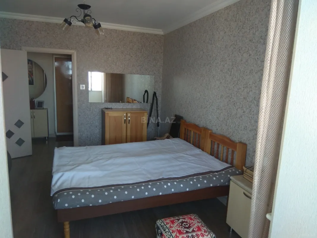 Satılır 2 otaqlı mənzil 75 m²