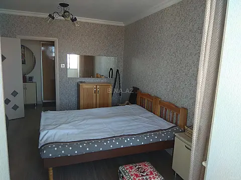 Satılır 2 otaqlı mənzil 75 m²
