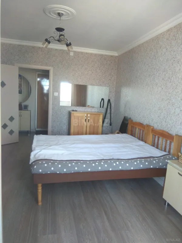 Satılır 2 otaqlı mənzil 75 m²