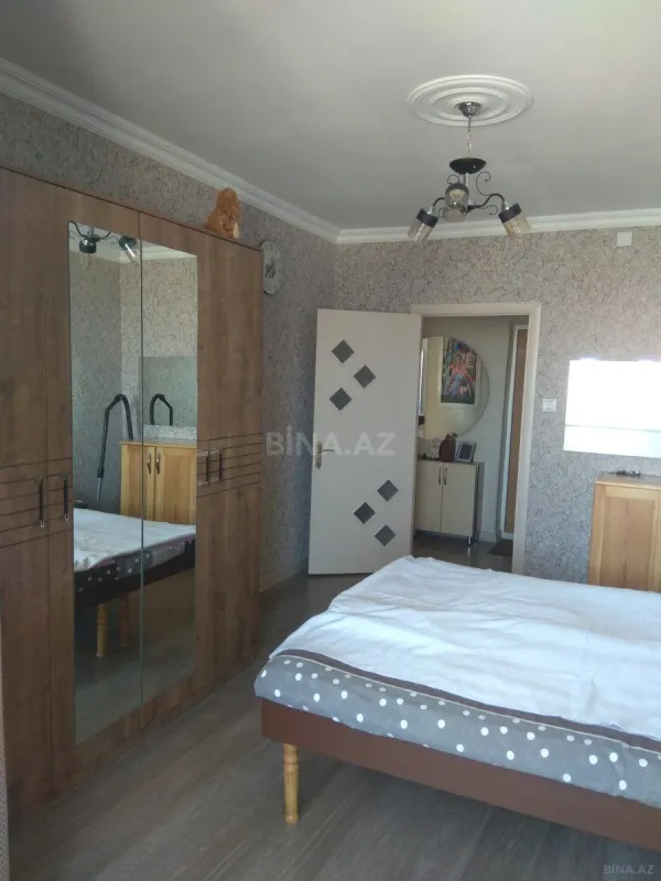 Satılır 2 otaqlı mənzil 75 m²
