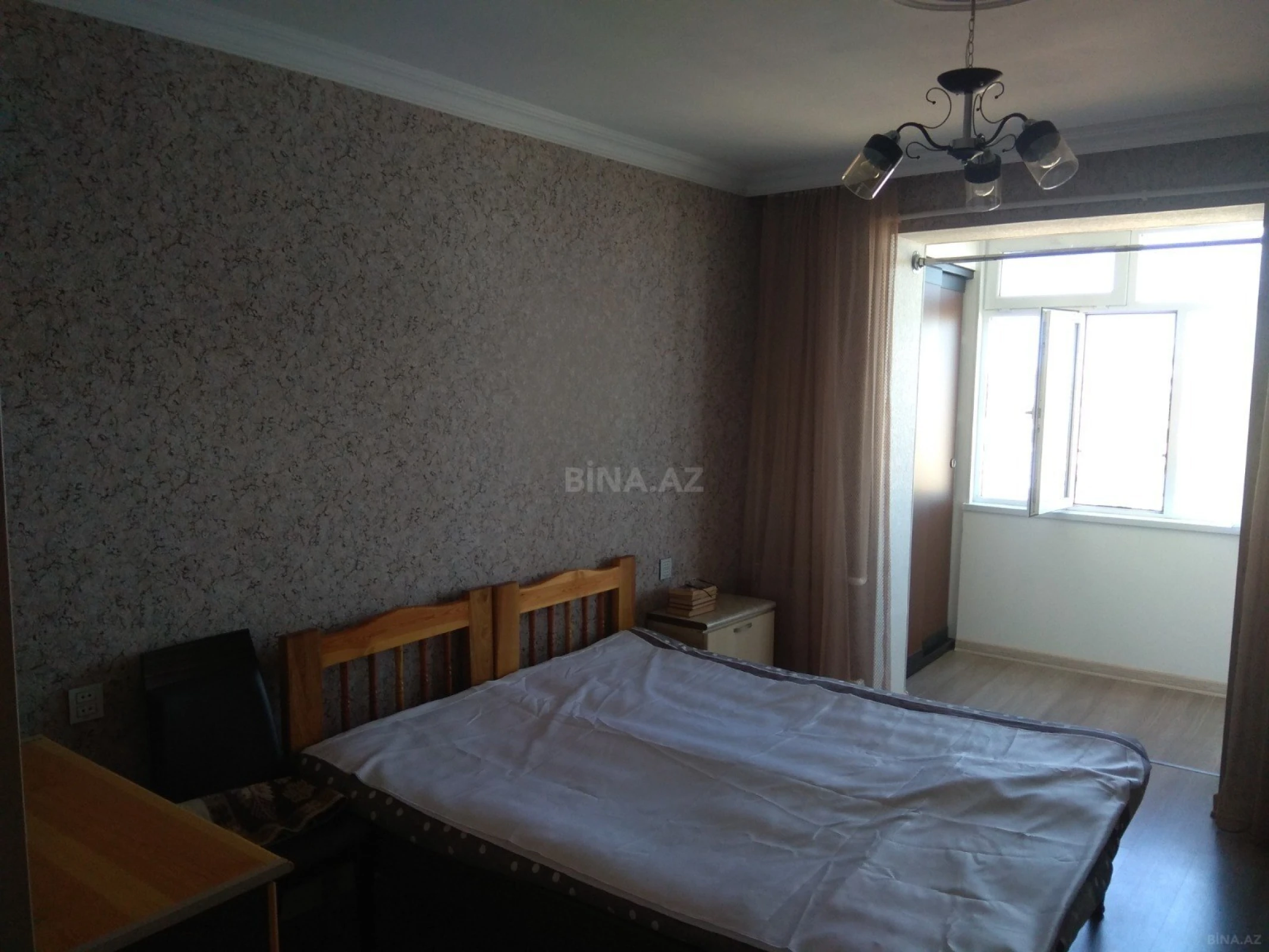 Satılır 2 otaqlı mənzil 75 m²