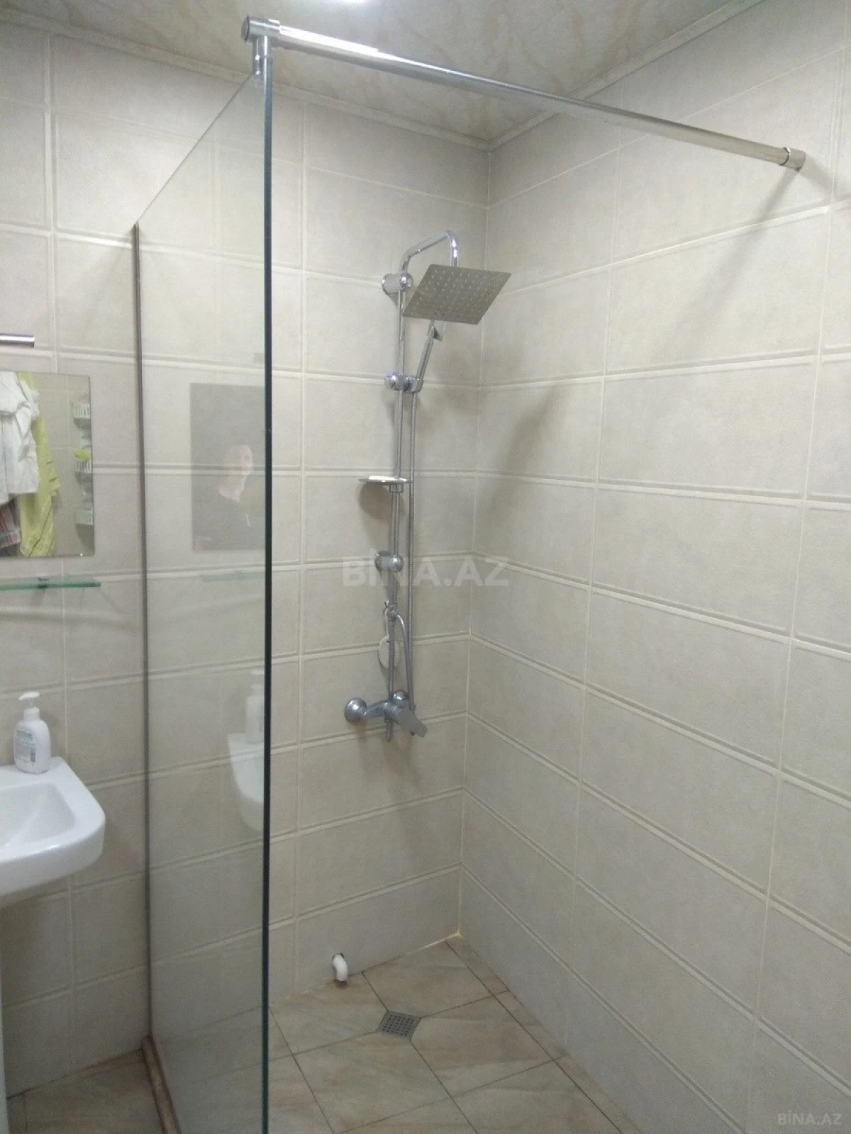 Satılır 2 otaqlı mənzil 75 m²