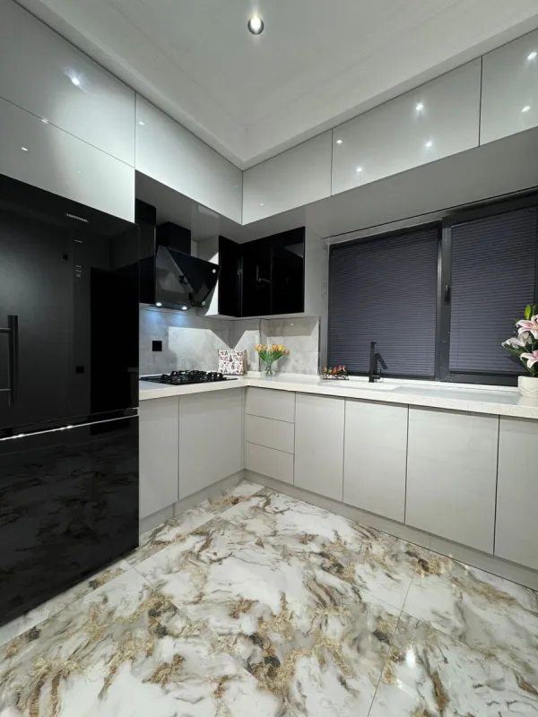 Satılır 3 otaqlı mənzil 100 m²