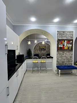 Kirayə verilir 2 otaqlı mənzil 65 m²
