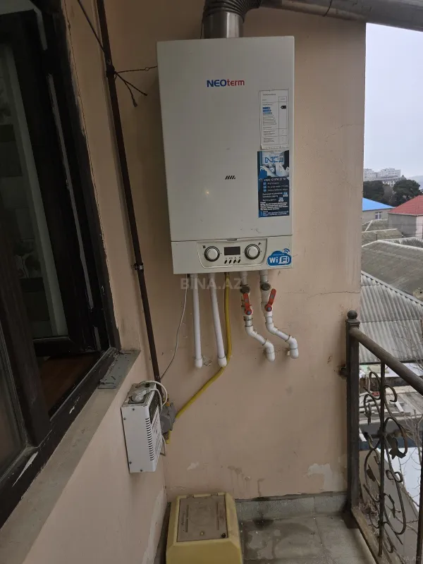 Kirayə verilir 2 otaqlı mənzil 76 m²