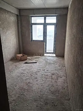 Satılır 3 otaqlı mənzil 139 m²