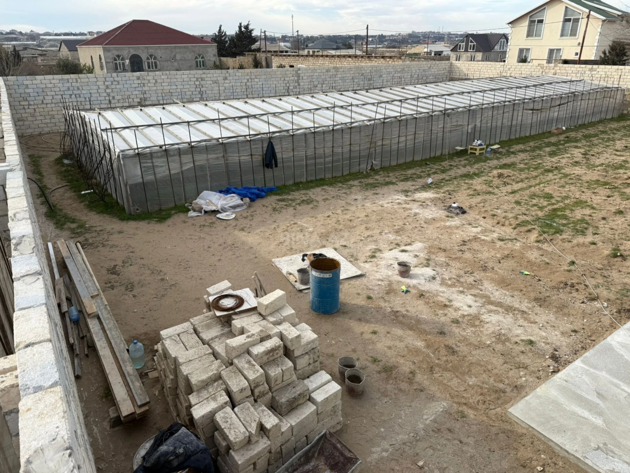 Satılır torpaq sahəsi 10 m²