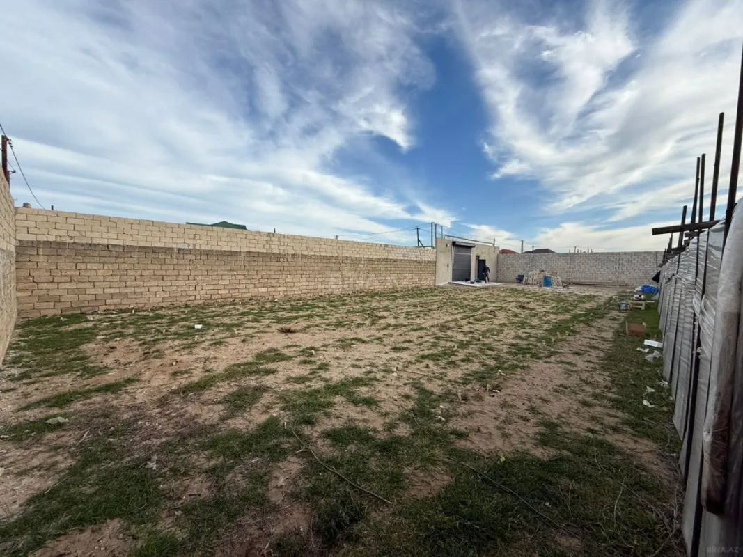 Satılır torpaq sahəsi 10 m²