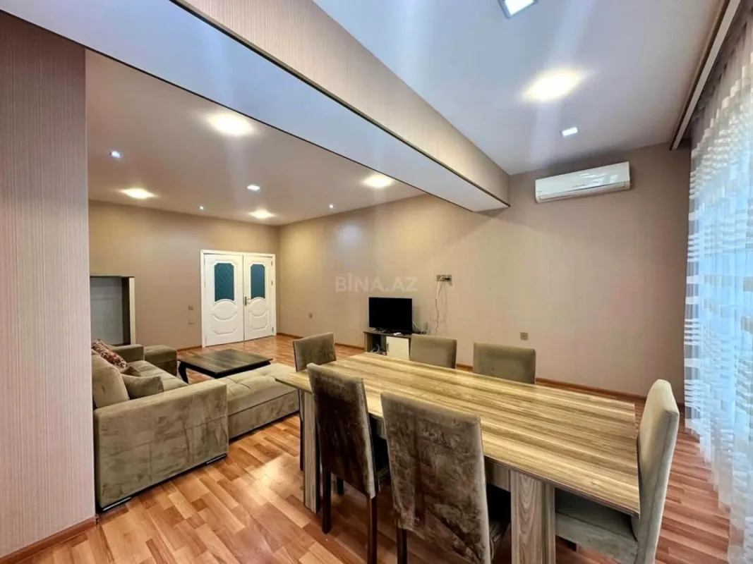 Satılır 3 otaqlı mənzil 115 m²