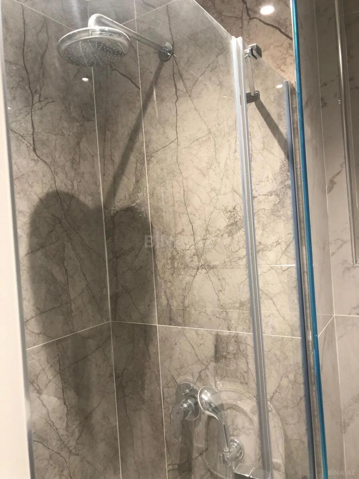 Kirayə verilir 2 otaqlı mənzil 51 m²