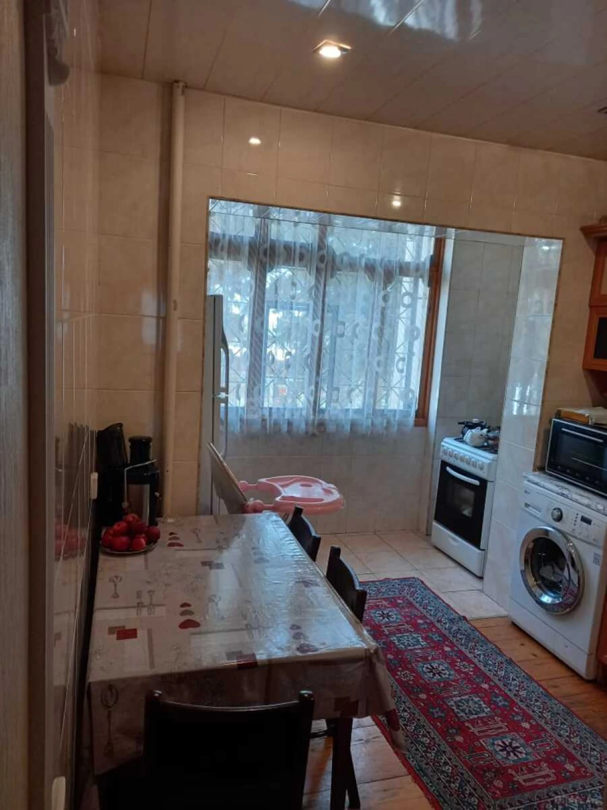 Satılır 4 otaqlı mənzil 110 m²