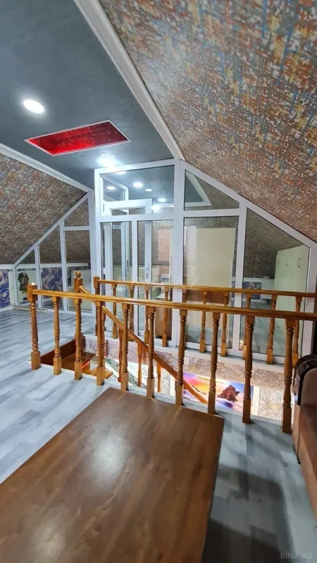 Satılır 4 otaqlı mənzil 110 m²