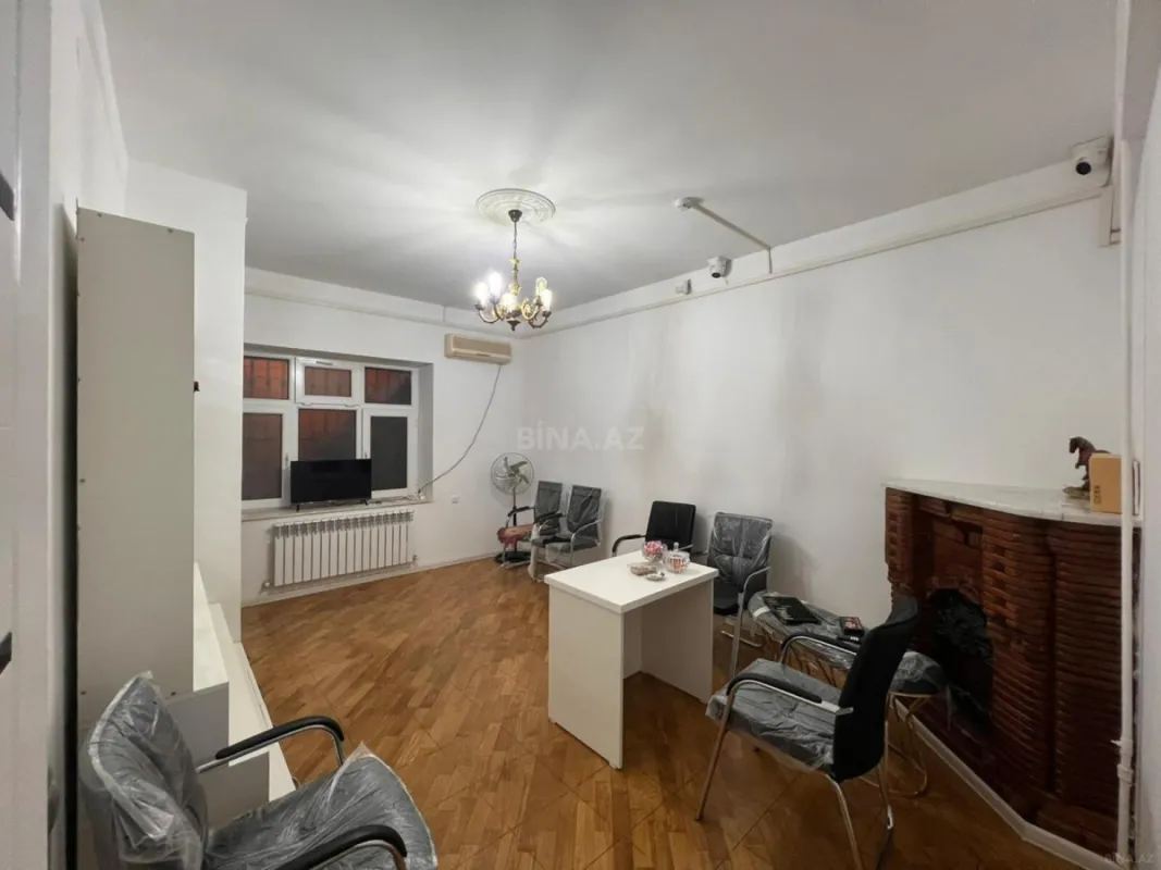 Kirayə verilir obyekt 180 m²