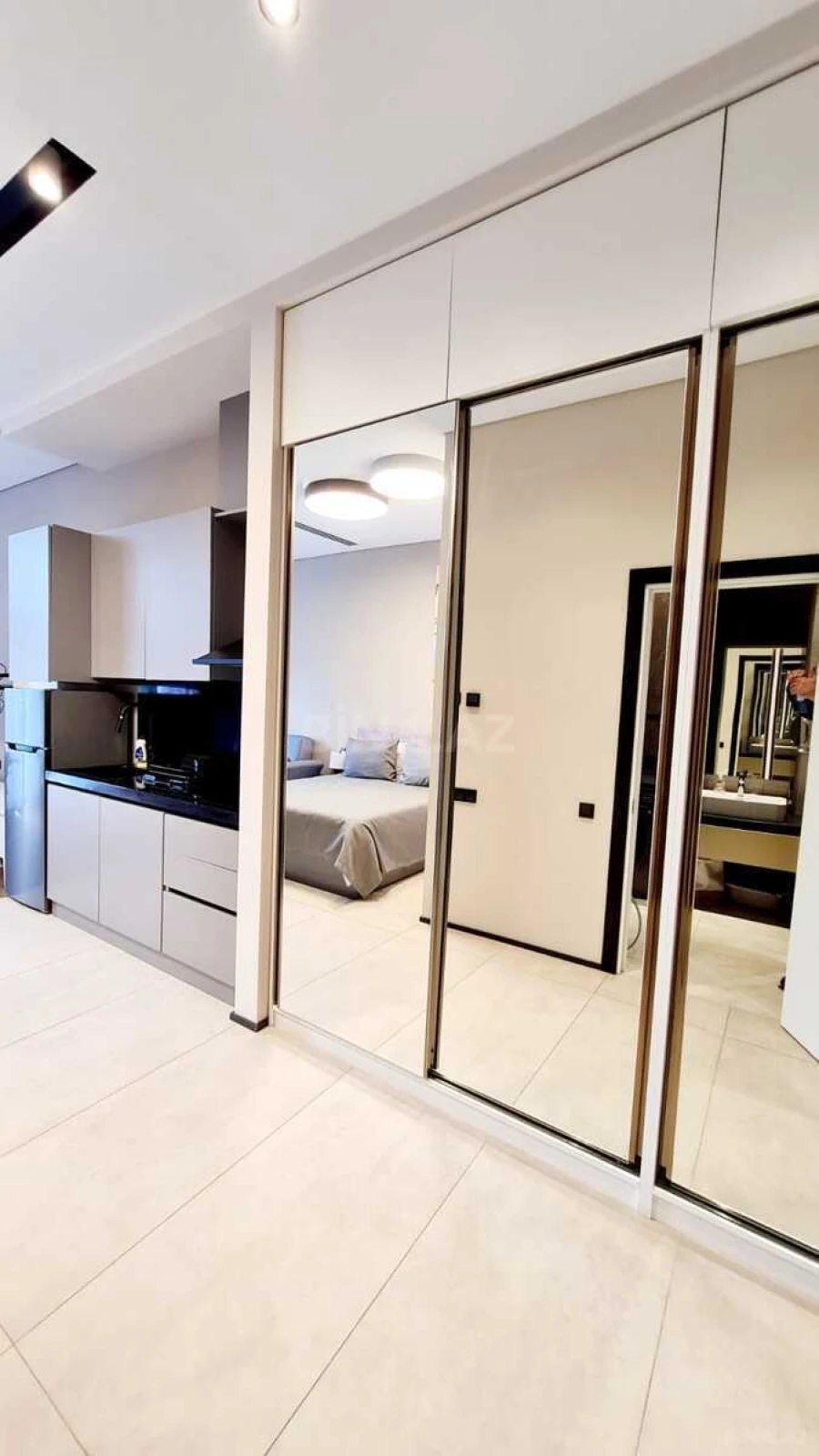 Satılır 1 otaqlı mənzil 47 m²