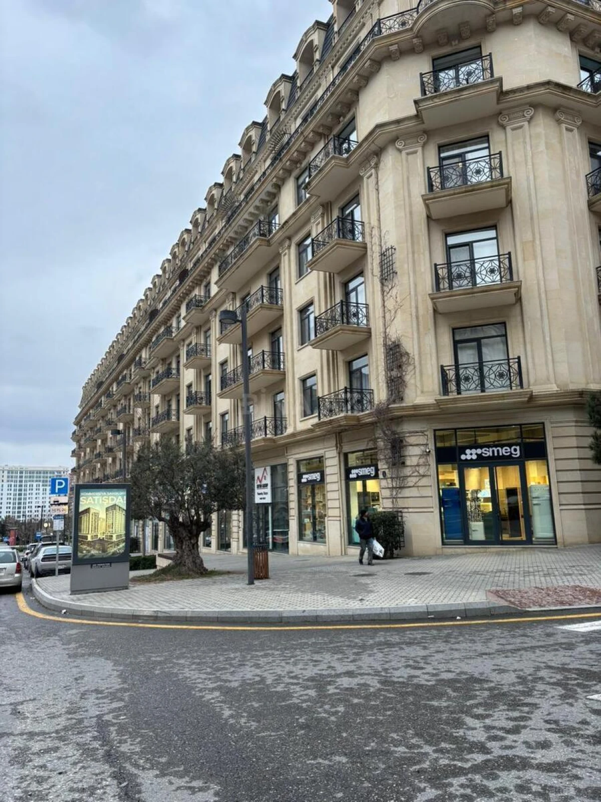 Kirayə verilir 3 otaqlı ofis 144 m²