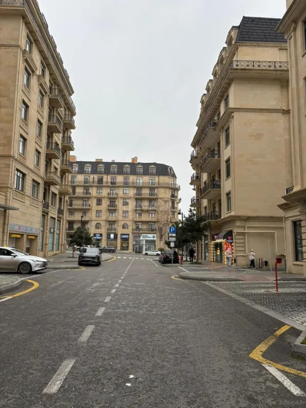 Kirayə verilir 3 otaqlı ofis 144 m²