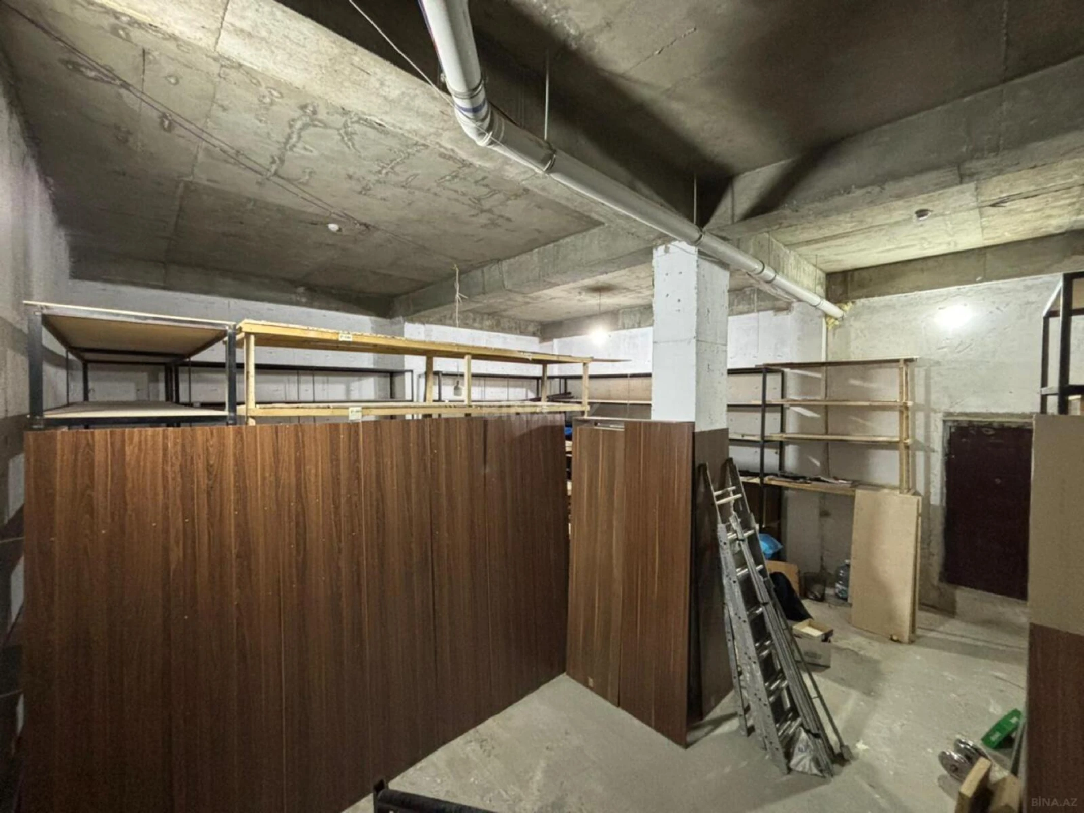 Kirayə verilir 3 otaqlı ofis 144 m²