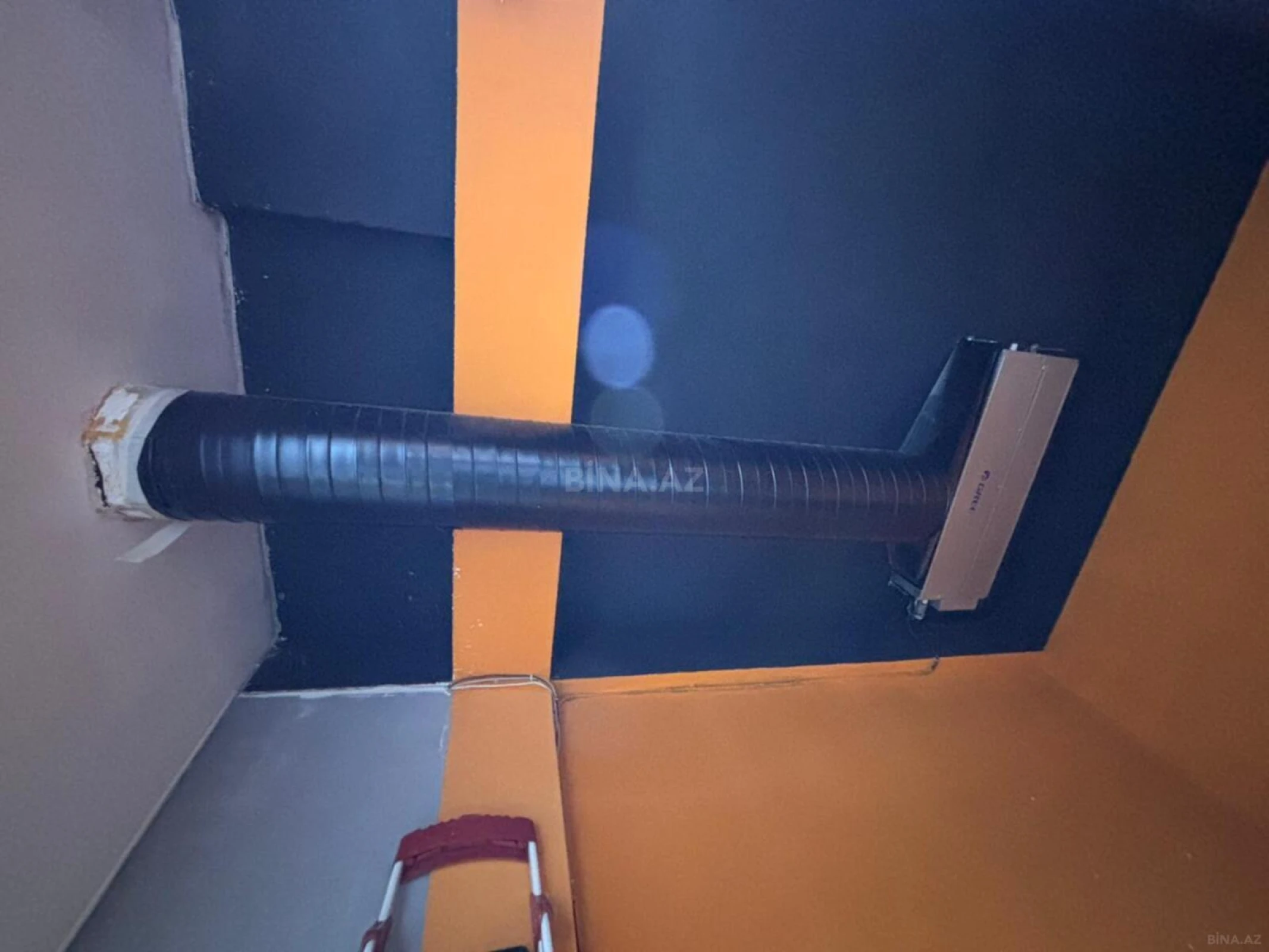 Kirayə verilir 3 otaqlı ofis 144 m²