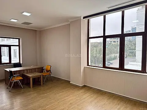 Kirayə verilir 2 otaqlı ofis 65 m²