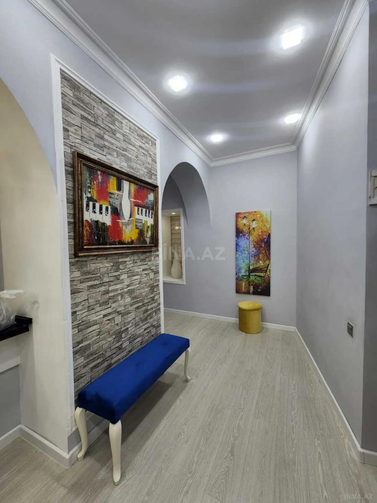 Kirayə verilir 2 otaqlı mənzil 55 m²